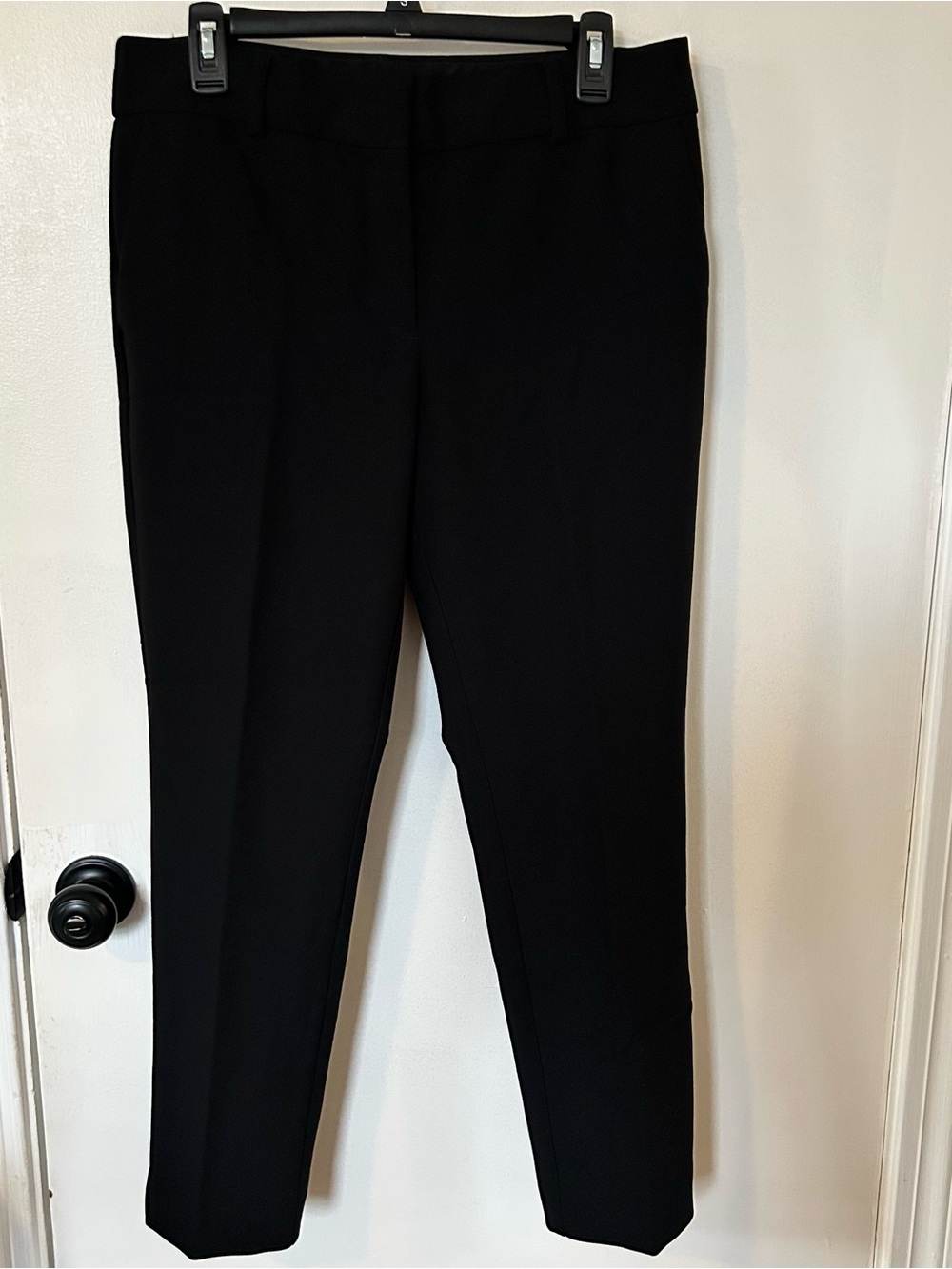 LOFT Women’s Black Slim Dress Pants Black Size 8 Front Pleat Career Office EUC